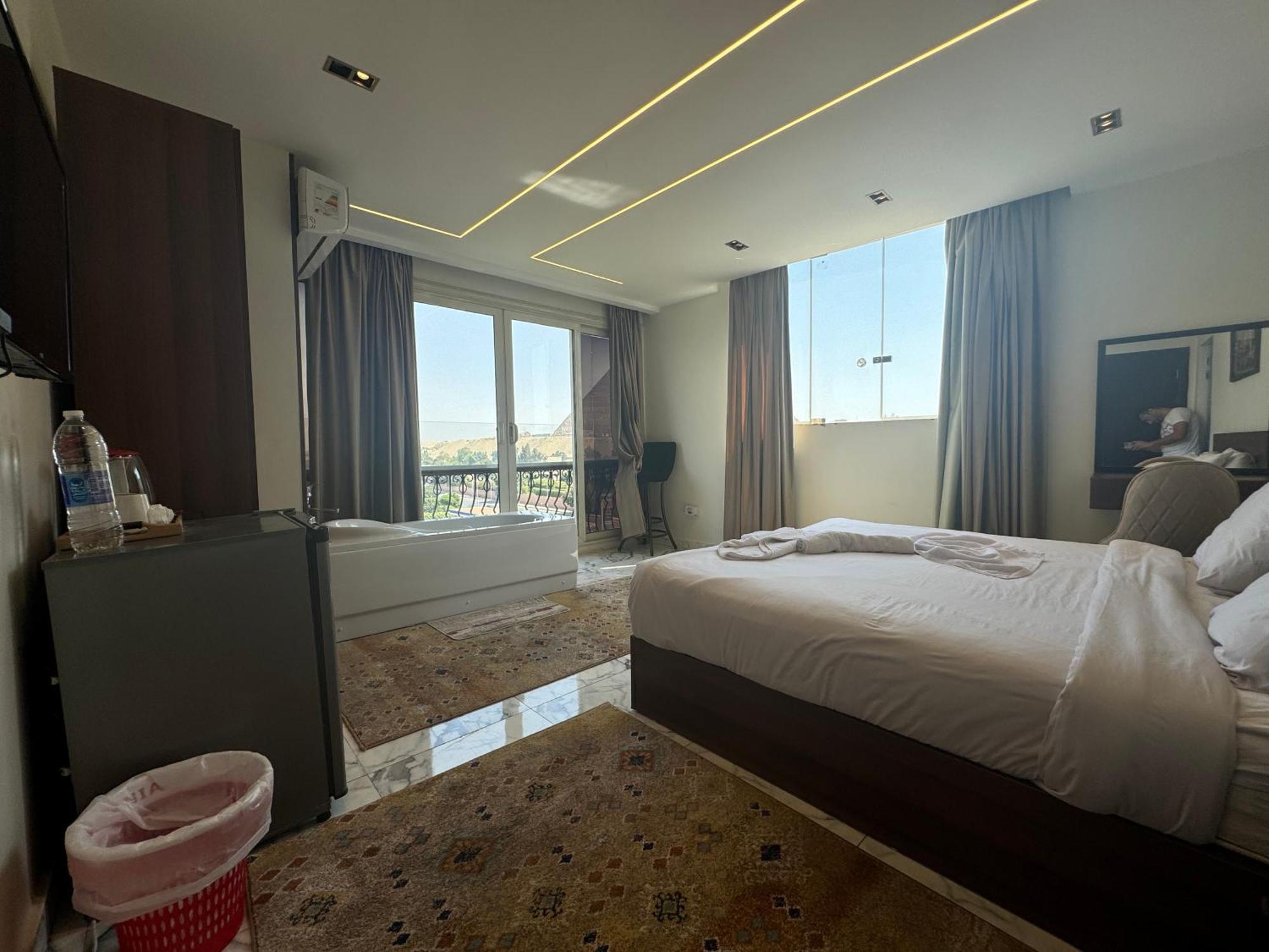 Unique Pyramids Boutique Inn Kafrat al Jabal Экстерьер фото